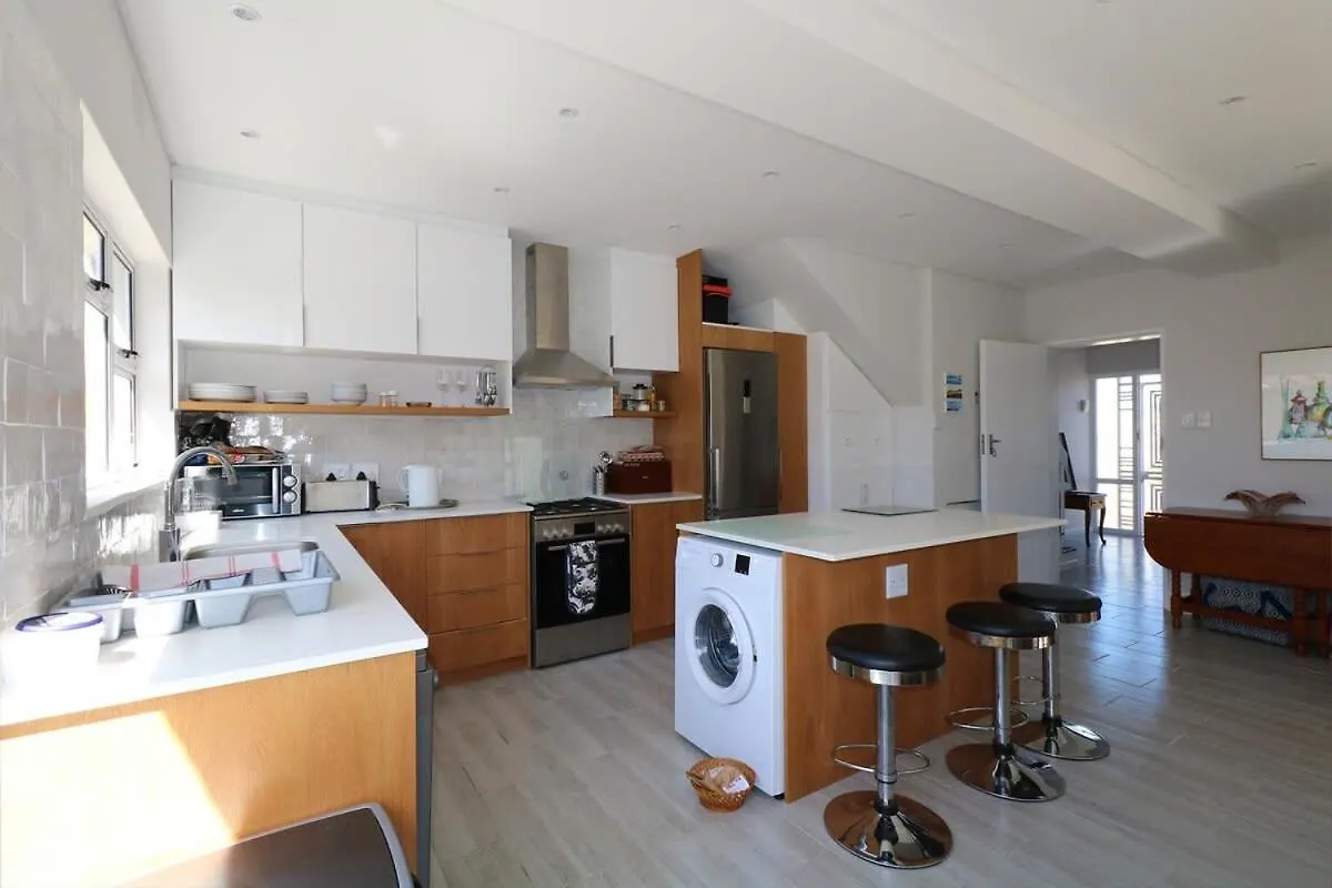 Royal House Villa Muizenberg